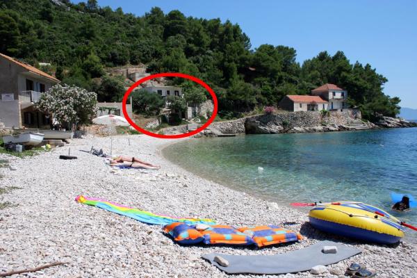 Seaside house for families with children Cove Skozanje, Hvar - 4039, Rezerwuj Dom wakacyjny Hotele w Split-Dalmatia County z Parkingiem, Parking