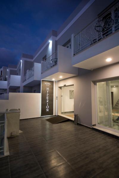 Hyperion Hotel, Rezerwuj Hotel Hotele w Pothia z basenem, Basen