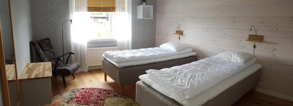Mittes Rum, Rezerwuj Hotel Tanie Hotele w Halland