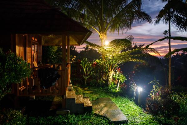 Wina Wani Bungalows Tetebatu, Rezerwuj Pokój u miejscowych Tetebatu Lombok