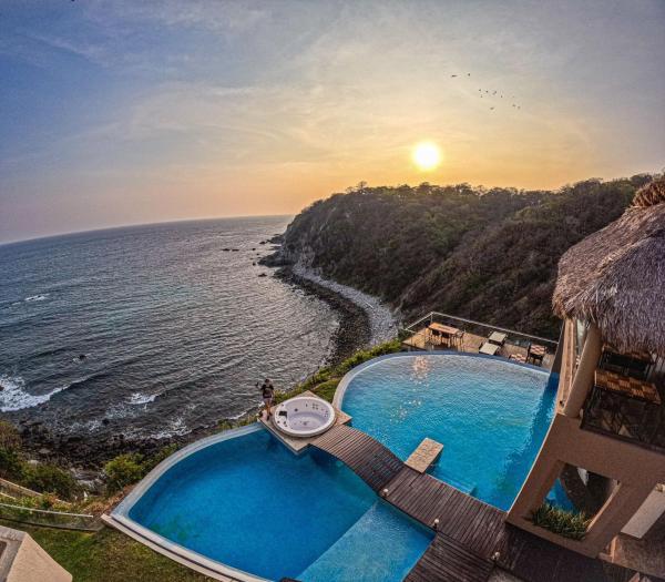 Pacific King Hotel, Rezerwuj Hotel Cuatunalco Oaxaca