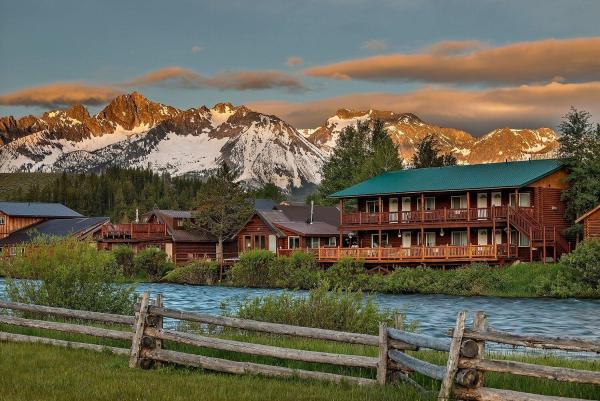 Redfish Riverside Inn, Rezerwuj Hotel Stanley Idaho