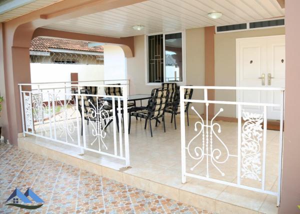 DanRitzcer Suites, Rezerwuj Pensjonat Akra Greater Accra