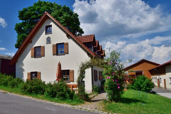 Ferienwohnung Burgerhof, Rezerwuj Apartament Hotele w Bawaria z parkingiem, Parking