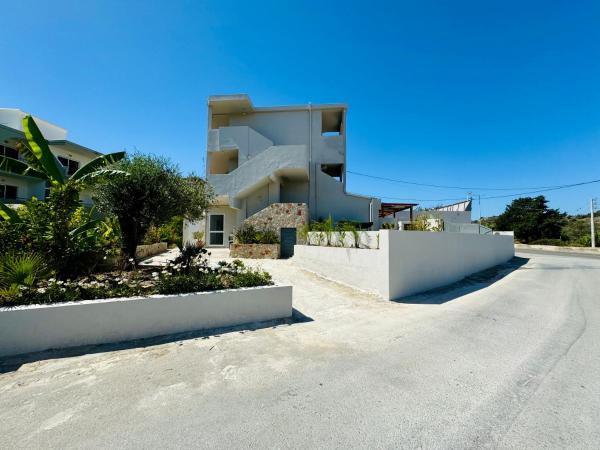 Peter's Place Studios & Suites, Rezerwuj Apartamentowiec hotelowy Aparthotele w Faliraki, Apartamentowiec hotelowy