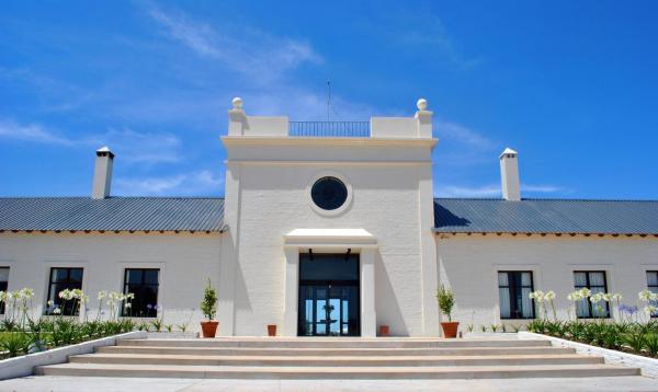 Hotel Santa Cristina, Rezerwuj Hotel Hotele w Durazno z parkingiem, Parking