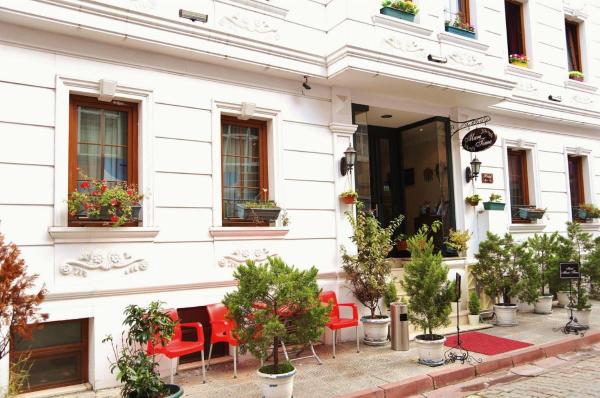 Maritime Hotel