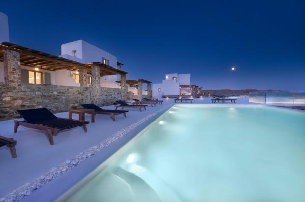 Legendary Suites Hotel