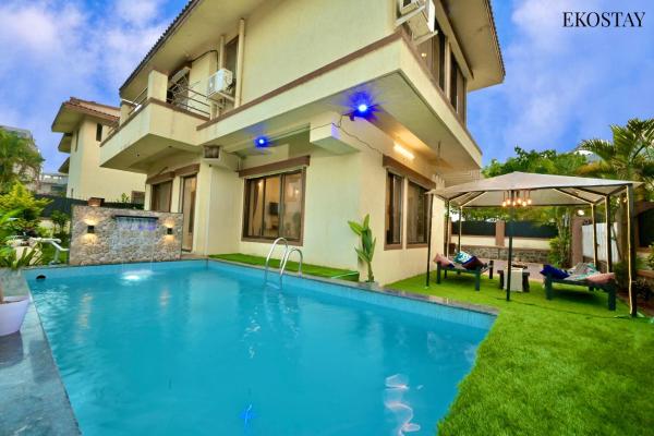 EKOSTAY - Water Lagoon, Rezerwuj Willa Hotele w Nowe Delhi z basenem, Basen