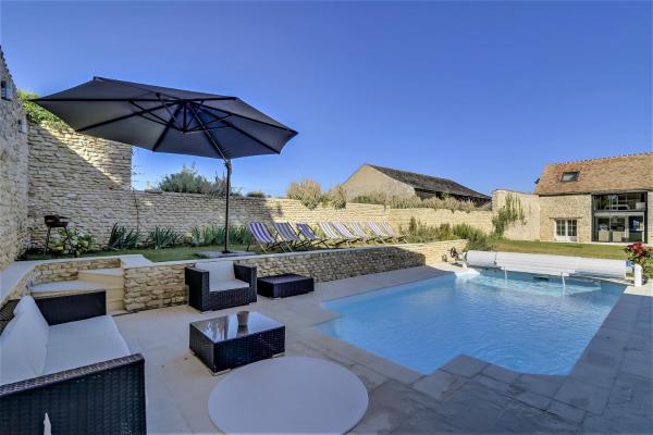 Incroyable villa à Amponville avec piscine privée, Rezerwuj Willa Amponville 