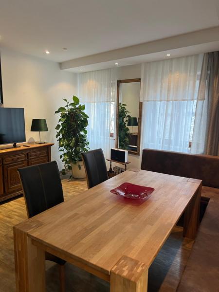 Ferienwohnung Zum Franziskaner, Rezerwuj Apartament Hotele w Bawaria z Parkingiem, Parking