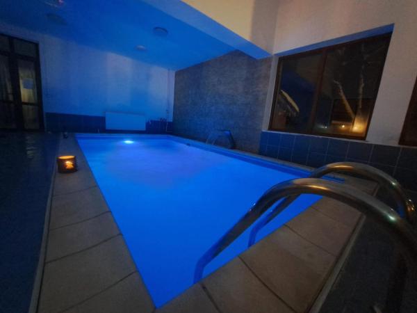 Pensiunea Montan din Bran,sat Simon SPA indoor, Rezerwuj Hotel Şimon 
