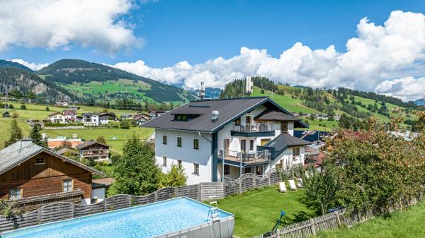 Ferienwohnungen Restaurant Pizzeria Langreiter, Rezerwuj Apartament Hotele w Salzburg z Basenem, Basen