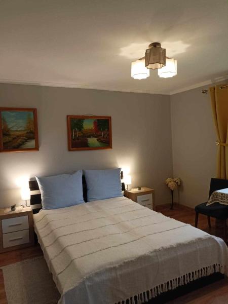 Mroczkówka, Rezerwuj Apartament Dębowiec podkarpackie