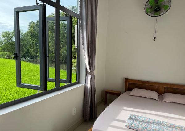 Hương Tràm Homestay, Rezerwuj Hostel Hostele w Mekong Delta, Hostel