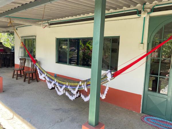 NUEVO- Finca La Belleza-Villeta, Rezerwuj Pensjonat Hotele w Cundinamarca z basenem, Basen