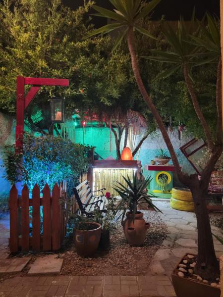 The Bearded Dad Hostel, Rezerwuj Hostel Hostele w Tirana County, Hostel