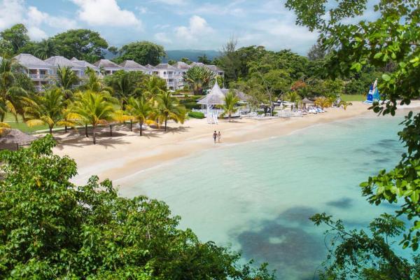 Couples Sans Souci, Rezerwuj Ośrodek wypoczynkowy Hotele w Ocho Rios Coast z basenem, Basen