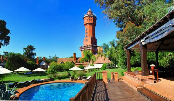 Hotel L'Auberge, Rezerwuj Hotel Hotele w Maldonado z Basenem, Basen
