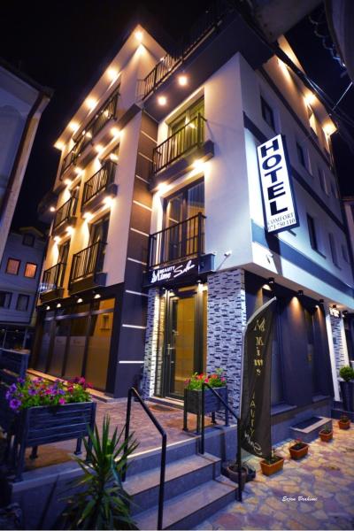 Comfort Hotel, Rezerwuj Apartamentowiec hotelowy Hotele w Struga z Parkingiem, Parking
