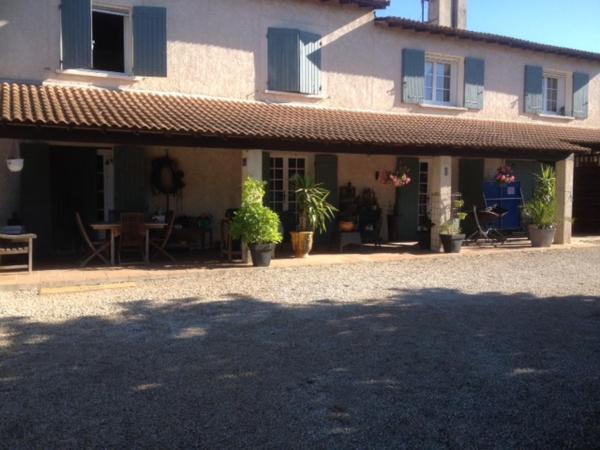 Mas denis, Rezerwuj Apartament Hotele w Camargue z basenem, Basen
