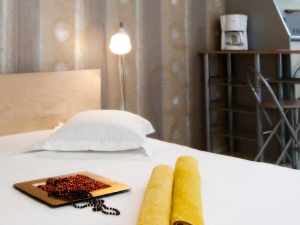 Rainbow Accommodations, Rezerwuj Apartament Hotele w Muntenia z Parkingiem, Parking