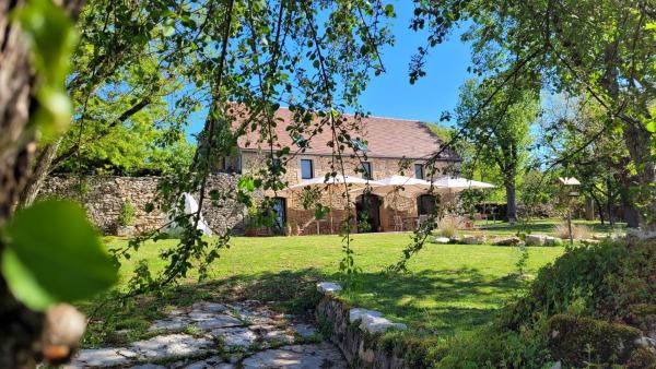 Les Enclos Secrets, Rezerwuj Bed and Breakfast Livernon Langwedocja-Roussillon