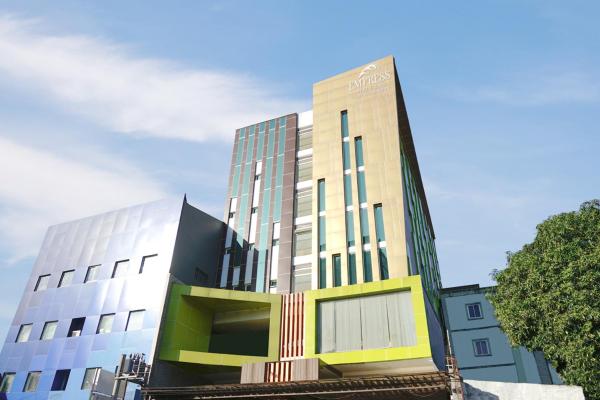 Empress Hotel Makassar City Center by LIFE, Rezerwuj Hotel Makasar 