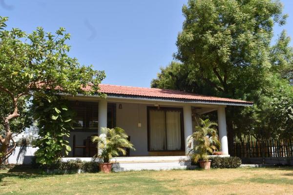 Amrapali Villa at Raghunandan Resort, Rezerwuj Willa Nāsik Nowe Delhi