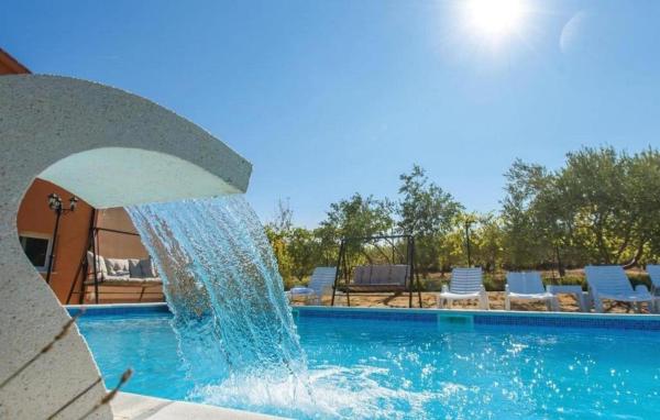 Villa Jelena, Rezerwuj Willa Hotele w Split-Dalmatia County z Basenem, Basen