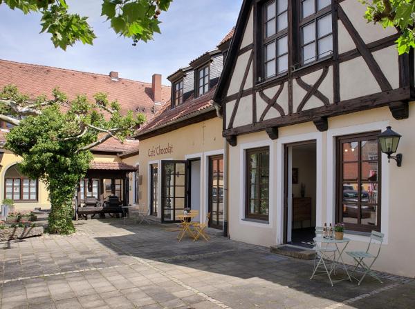 homie stay alte brauerei - am Main Ochsenfurt, Rezerwuj Apartament Hotele w Bawaria z parkingiem, Parking