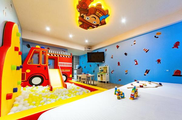 童玩樂親子旅宿Toy Fun Hotel, Rezerwuj Mini-hotel Motele w Yilan, Motel