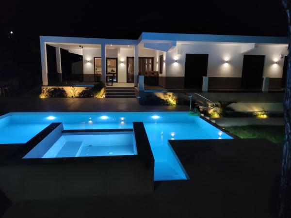 Luxury Villa Anemone with private pool, Rezerwuj Willa Pastida Miasto Rodos
