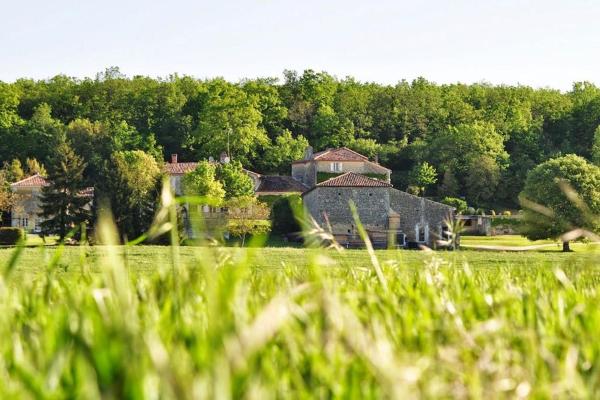Logis de Bournet, Rezerwuj Dom wakacyjny Mouthiers-sur-Boëme Francja