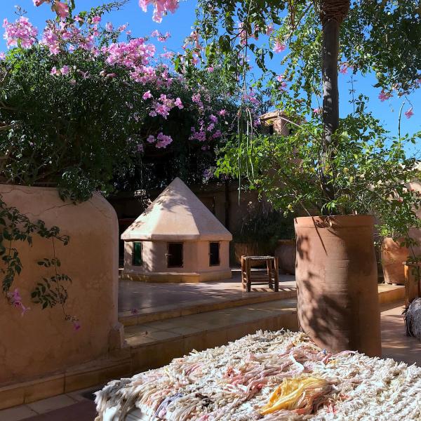 Riad Dar Dallah, Rezerwuj Pensjonat Hotele w Marrakech-Tensift-Haouz z Parkingiem, Parking
