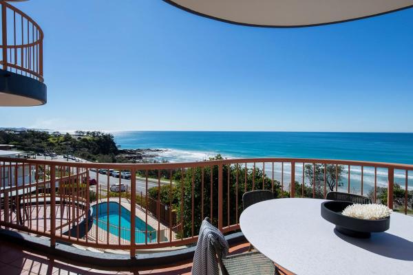 Beachfront Villa, Rezerwuj Apartament Hotele w Queensland z Basenem, Basen