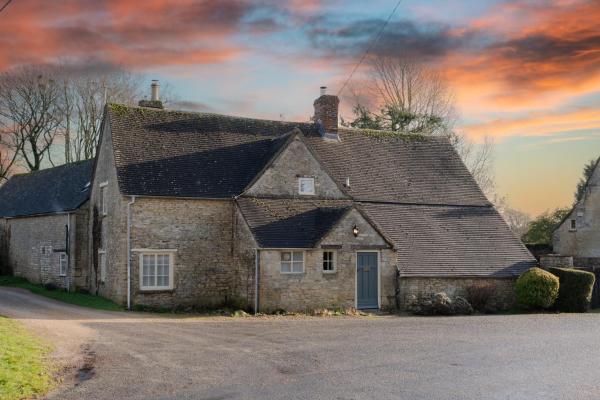 Woodmancote Manor Cottage, Rezerwuj Dom wakacyjny Cirencester Glasgow