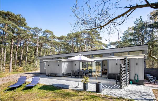 Gorgeous Home In Nexø With Wifi, Rezerwuj Dom wakacyjny Hotele w Bornholm z Parkingiem, Parking