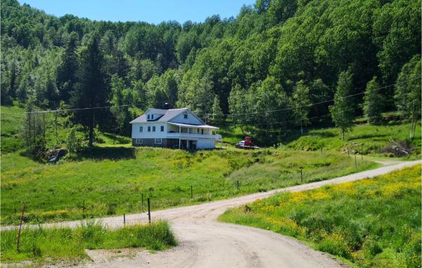 Nice Home In Kvinesdal, Rezerwuj Dom wakacyjny Fossdal Agder