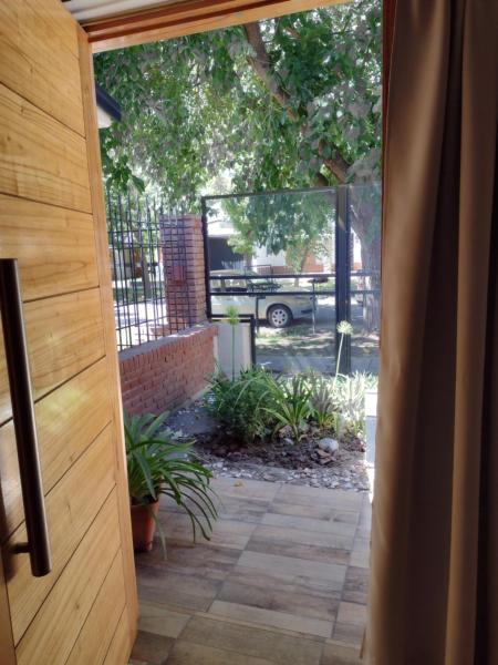 Petit Jardin, Rezerwuj Bed and Breakfast Tanie hotele w Mendoza
