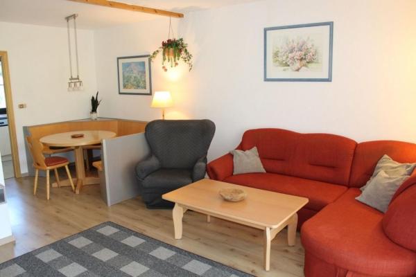 Ferienhaus Nr 48, Kategorie Komfort, Feriendorf Hochbergle, Allgäu, Rezerwuj Dom wakacyjny Hotele w Bawaria z Parkingiem, Parking