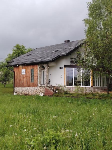 Holiday home Ivano, Rezerwuj Dom wakacyjny Korenica 