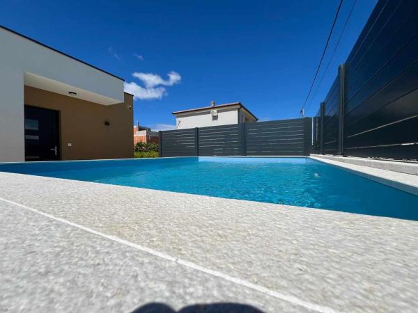 Poolhouse Flip Flop - mit privatem Pool, Rezerwuj Hotel Vir Zadar Islands