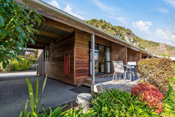 Motuoapa Studio - Motuoapa Holiday Unit, Rezerwuj Dom wakacyjny Turangi 