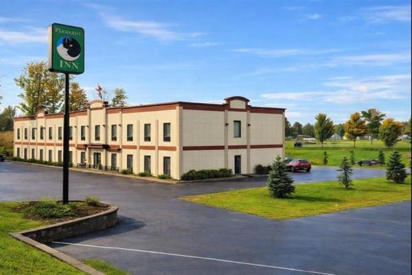Pleasant Night Inn, Rezerwuj Hotel West Carthage Stan Nowy Jork