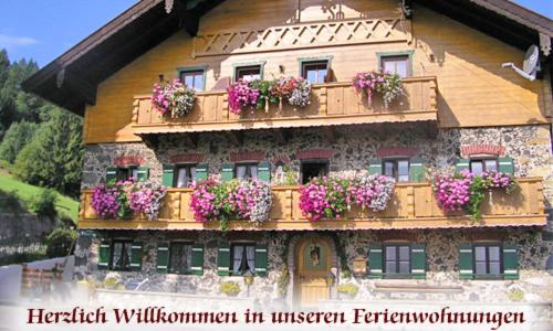 Bernerhof Ferienwohnungen Schmuck, Rezerwuj Pobyt na farmie Teisendorf Berchtesgadener Land