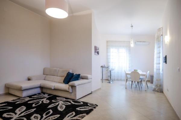 Sunny Beach Home, Rezerwuj Dom wakacyjny Rometta Sycylia