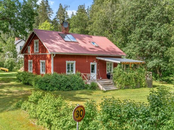 Chalet Bäcklunda by Interhome, Rezerwuj Chalet  