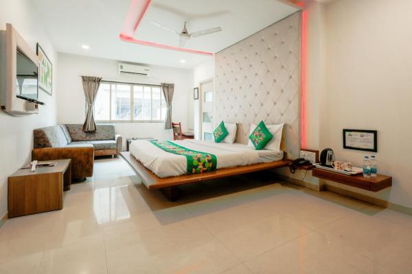 Treebo RVG, Alkapuri, Rezerwuj Hotel Vadodara Gujarat