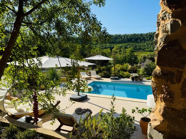 Casa Bukit Gites, Rezerwuj  Pierrerue Langwedocja-Roussillon